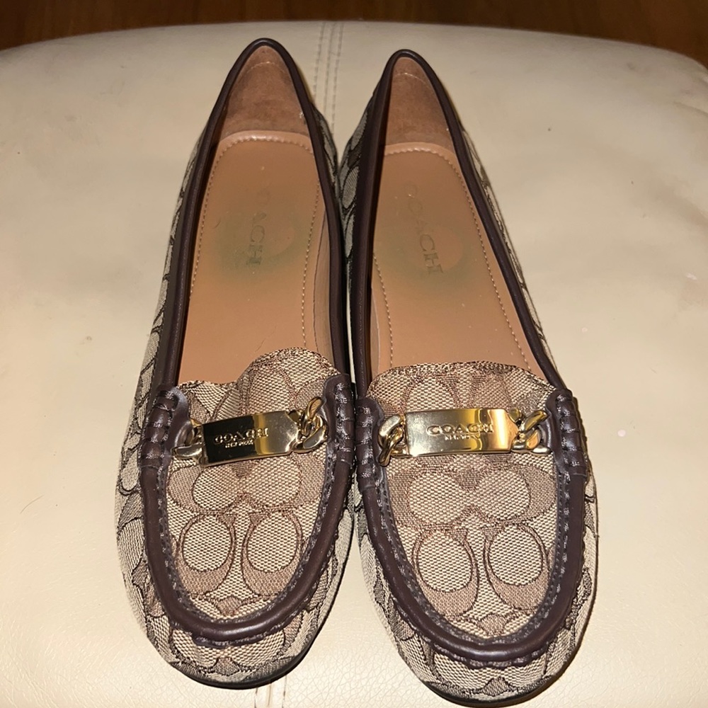 Coach Mona Driver Size 8B Olive